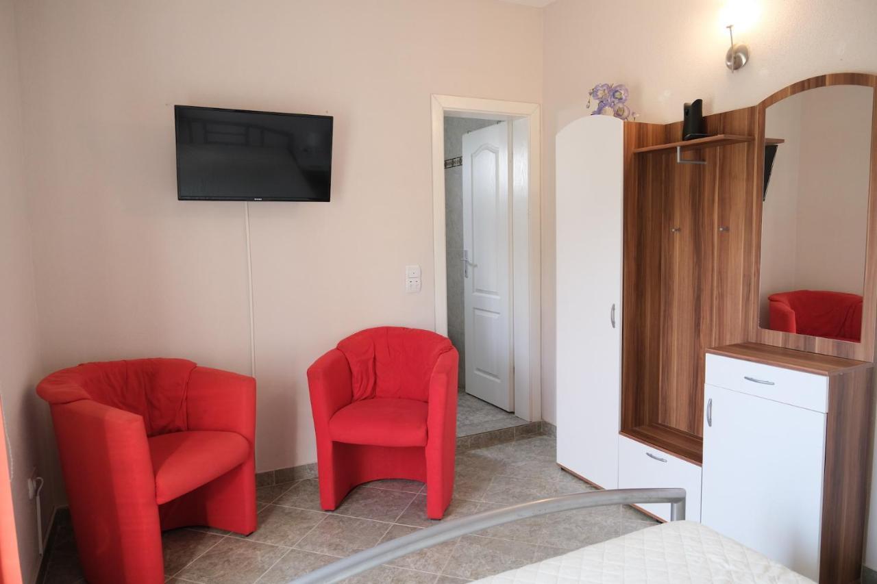 Apartments Jasmina Utjeha-Bušat Eksteriør billede