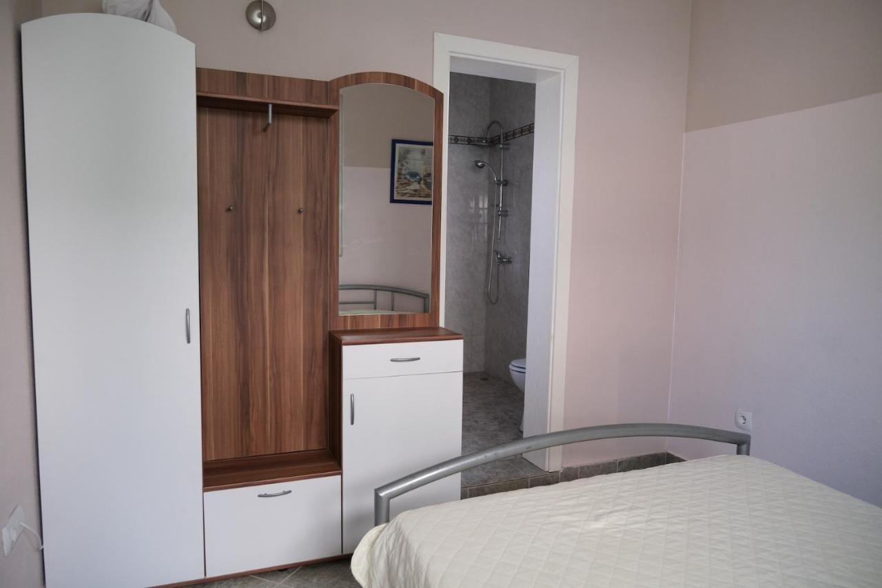 Apartments Jasmina Utjeha-Bušat Eksteriør billede